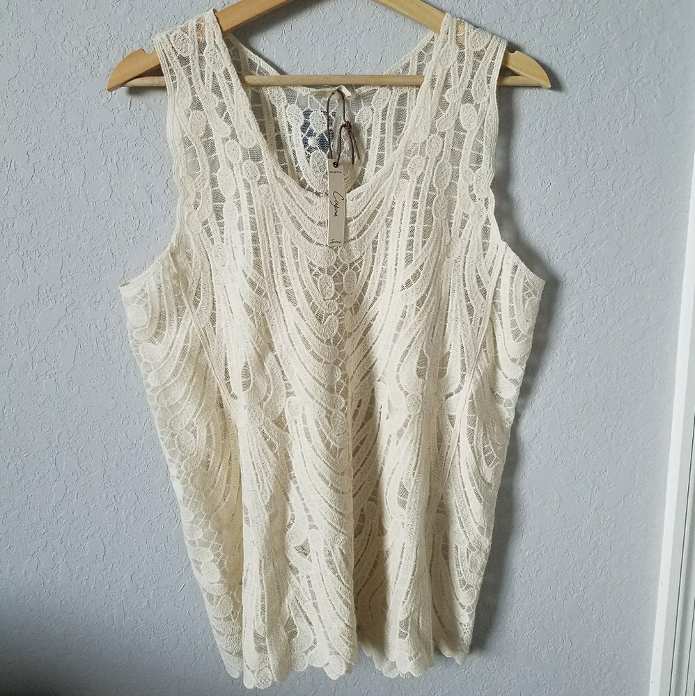 Capri Sleeveless Lace Top